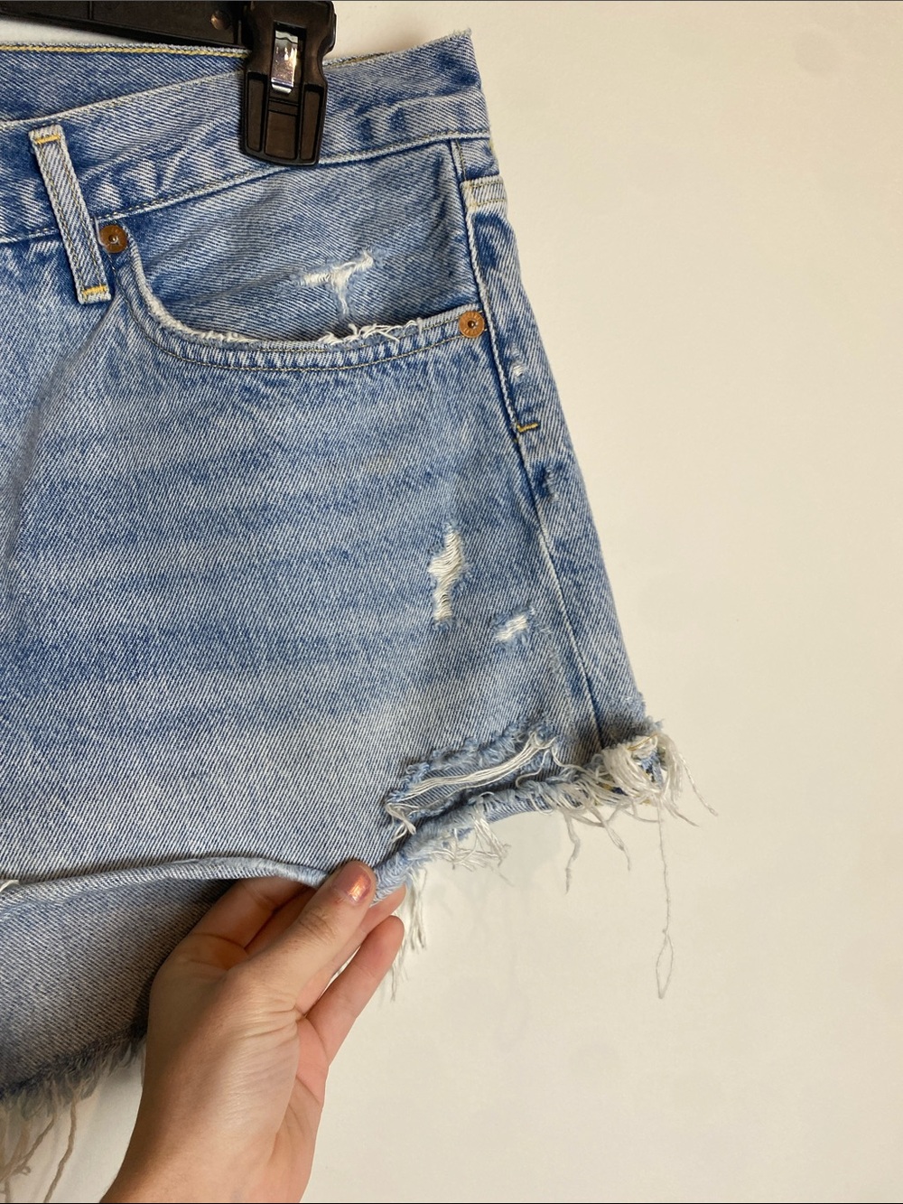 AGOLDE Parker Jean Shorts in Swapmeet Light Wash Blue Size 30 - Picture 9 of 12